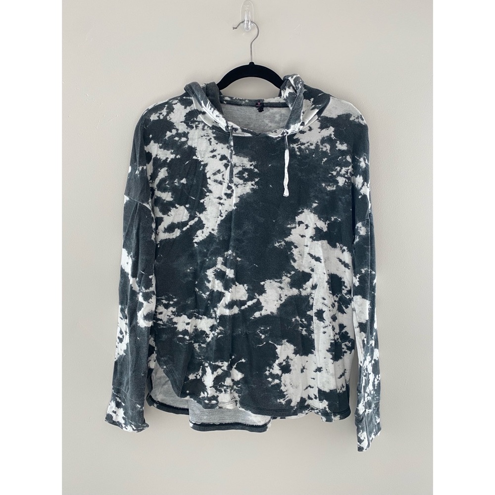 Betsy Johnson Tie-dye Top